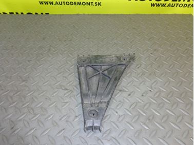 8D0807483 - Ľavý držiak zadného nárazníka - Audi A4/S4/Avant/quattro 1995 - 1999