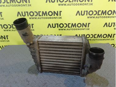 Intercooler 059145806 - Volkswagen VW Passat B5.5 3B 2001 Variant 2.5 Tdi 110 kW AKN FRF