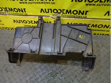 Kryt baterky 1J0915335 - Škoda Octavia 1 1U 2002 Combi 1.9 SDI 50 kW AQM DUS