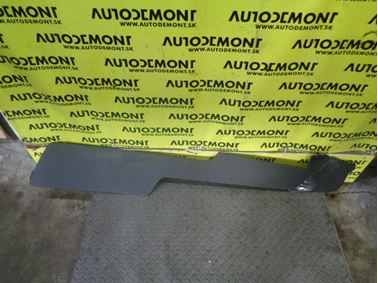 Pravý plast stredového panelu 4F1863306C - Audi A6 C6 4F 2006 Avant Quattro 3.0 TDI 165 kW BMK HKG