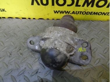 Horné uloženie zadného tlmiča 1K0513353H 1K0513353J - Audi A3 8P 2004 3 - dverová 2.0 Tdi 103 kW BKD GRF