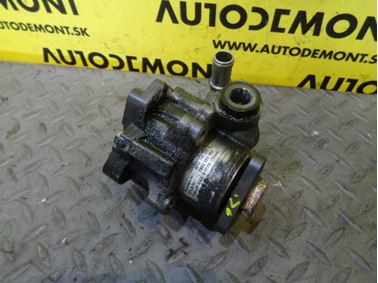 Servo čerpadlo 4F0145155A - Audi A6 C6 4F 2006 Avant Quattro 3.0 TDI 165 kW BMK HXN