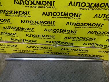 Pravá zadná lišta dverí 4F0853764A - Audi A6 C6 4F 2006 Avant Quattro 3.0 TDI 165 kW BMK HXN