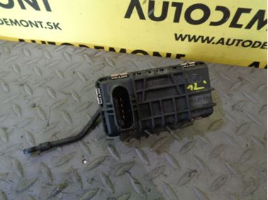 Motorček klapky turba 6NW009228 07Z145873J - Volkswagen VW Touareg 7L 2005  5.0 Tdi V10 230 kW BLE HAQ