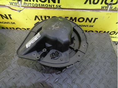 8D2820021 - Ventilátor kúrenia - Audi A4 1995 - 2001 VW Passat 1997 - 2005 Škoda Superb 2002 - 2008