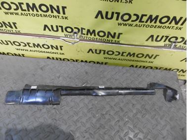 7L0121332B - Pravý kryt chladičov - Vedenie vzduchu - Audi Q7 2007 - 2015 VW Touareg 2003 - 2010